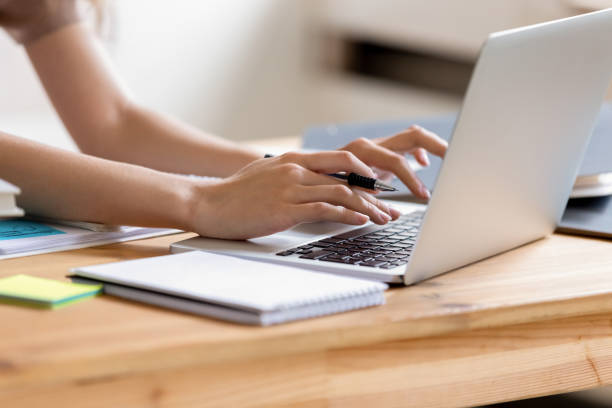 Choose the Right Online Degree Program
